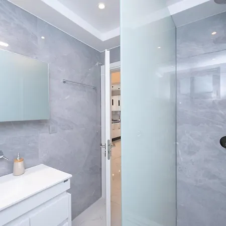 Вилла Jaubelli Bliss *