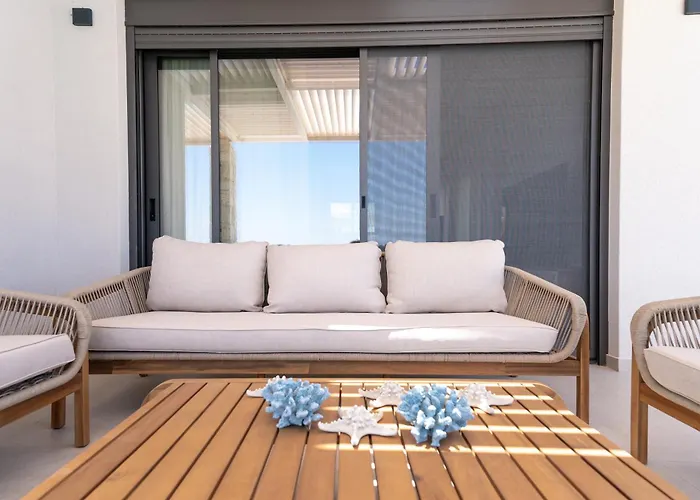 Jaubelli Bliss Villa Platánion