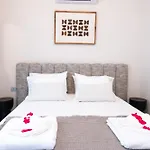 Jaubelli Bliss Villa Platanion